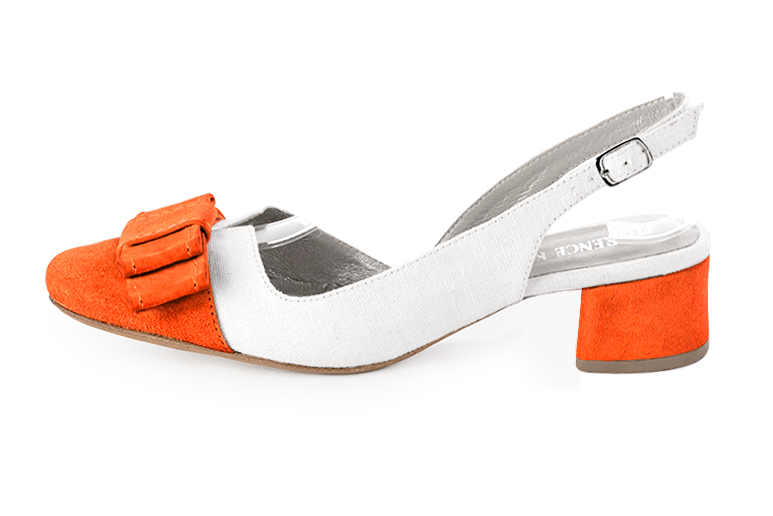 Clementine orange and pure white women's open back shoes, with a knot. Round toe. Low flare heels. Profile view - Florence KOOIJMAN